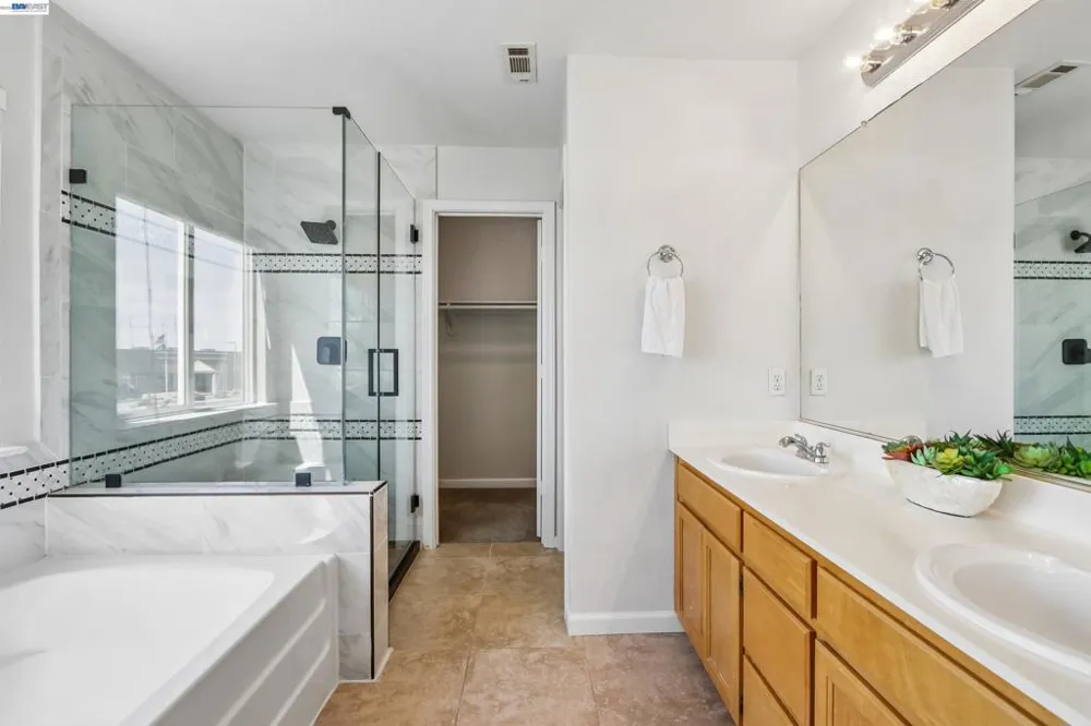 3713 Yacht Dr Discovery Bay, CA 94505