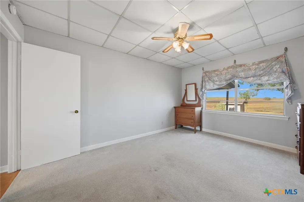 1134 State Higway 95 Shiner, TX 77984