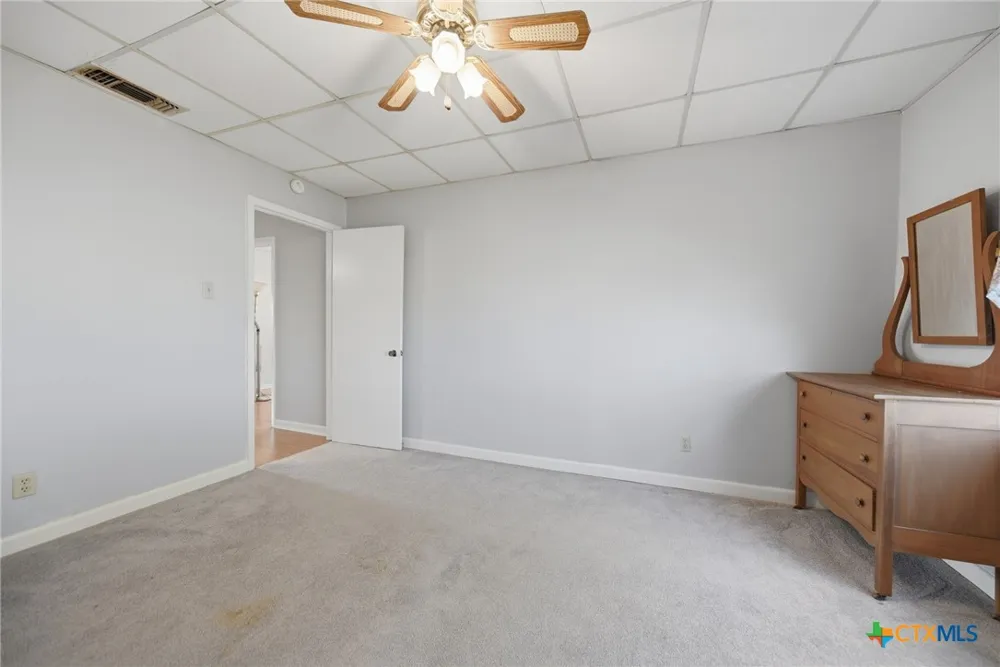 1134 State Higway 95 Shiner, TX 77984