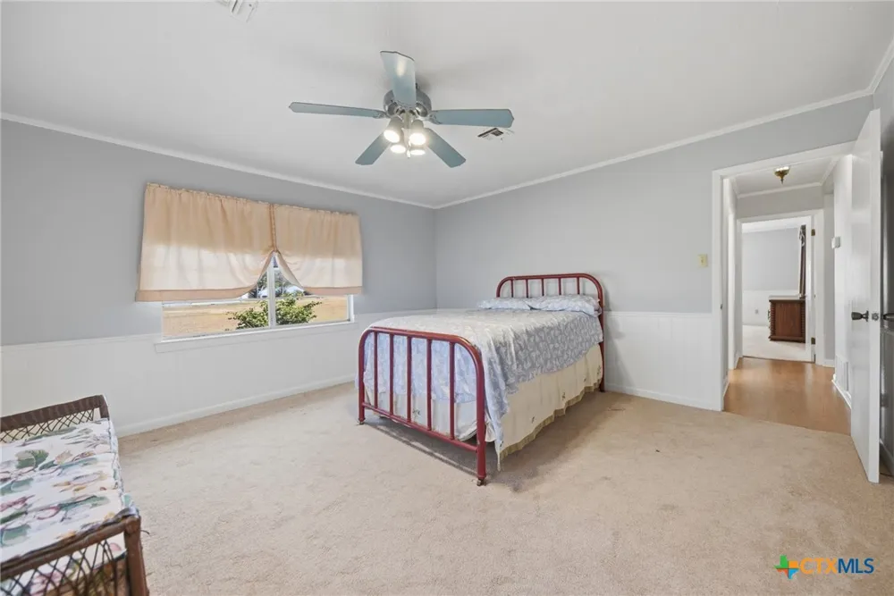 1134 State Higway 95 Shiner, TX 77984