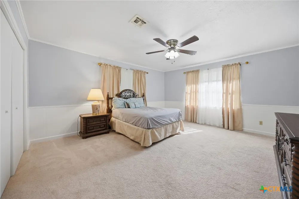 1134 State Higway 95 Shiner, TX 77984