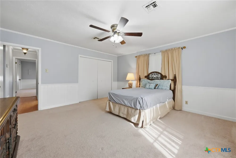 1134 State Higway 95 Shiner, TX 77984