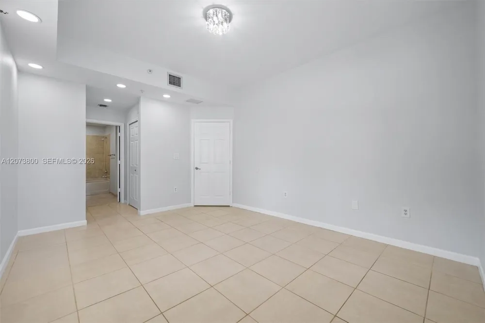11503 NW 89th St #101 Doral, FL 33178