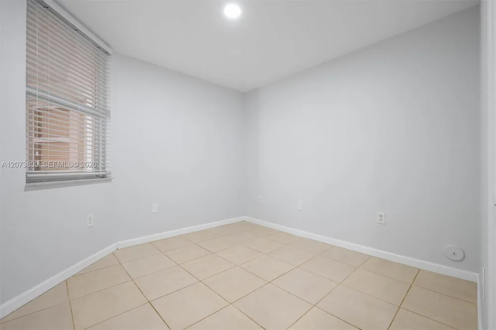 11503 NW 89th St #101 Doral, FL 33178