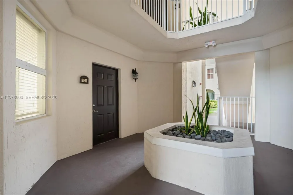 11503 NW 89th St #101 Doral, FL 33178