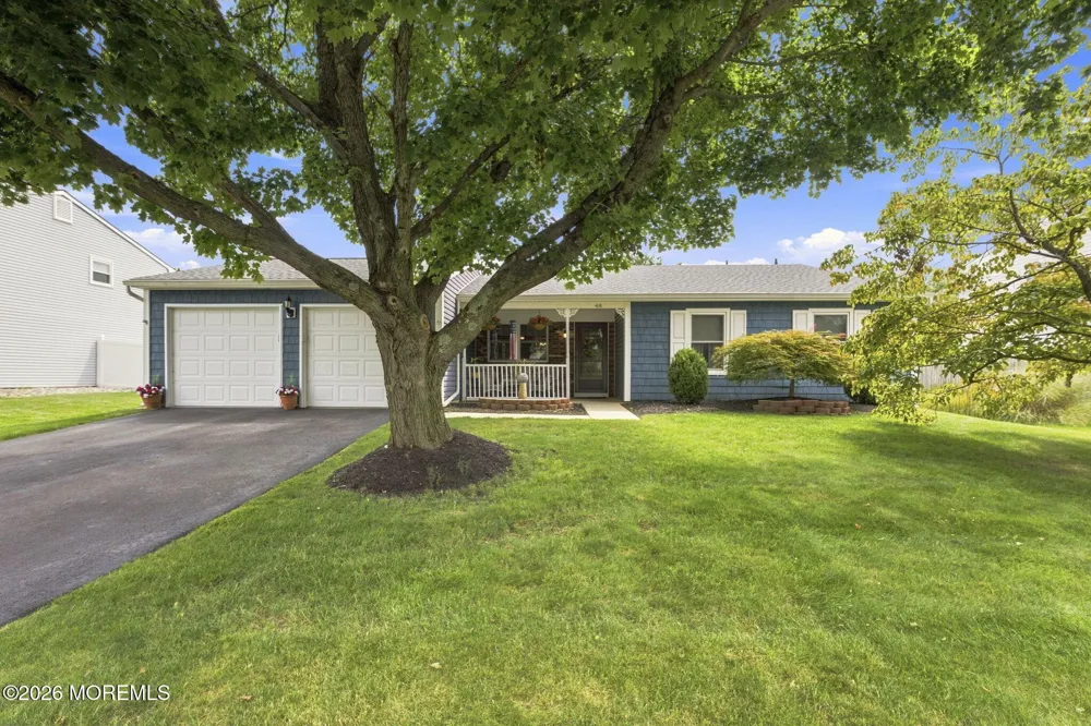48 Markwood Drive Howell, NJ 07731