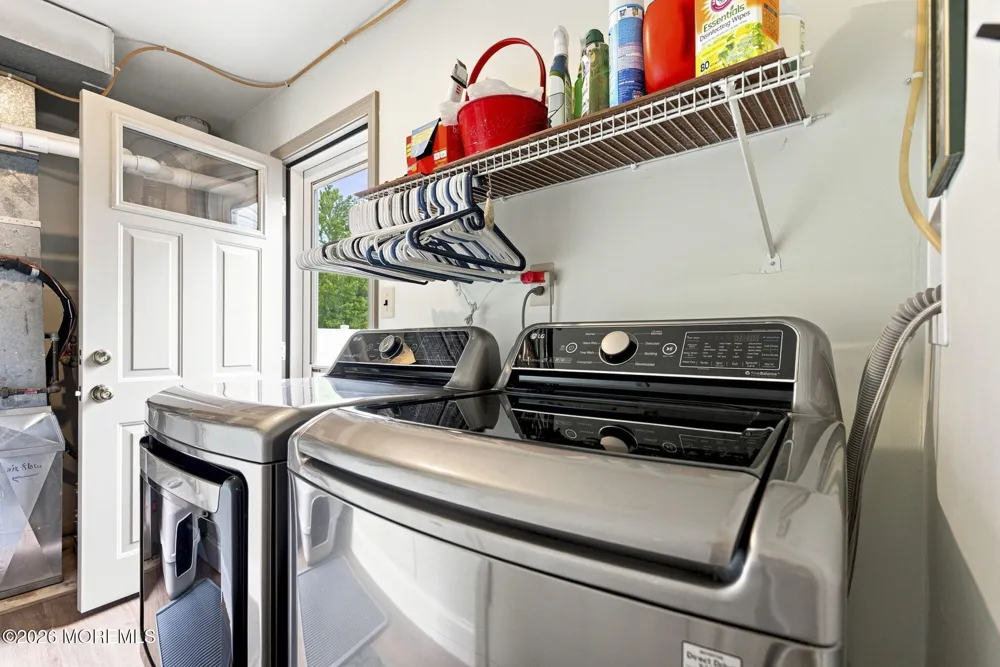 48 Markwood Drive Howell, NJ 07731