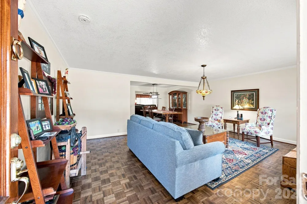 305 Heritage Circle Statesville, NC 28625
