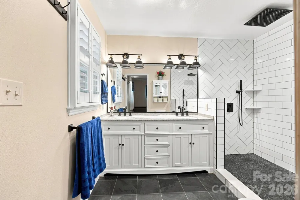 305 Heritage Circle Statesville, NC 28625