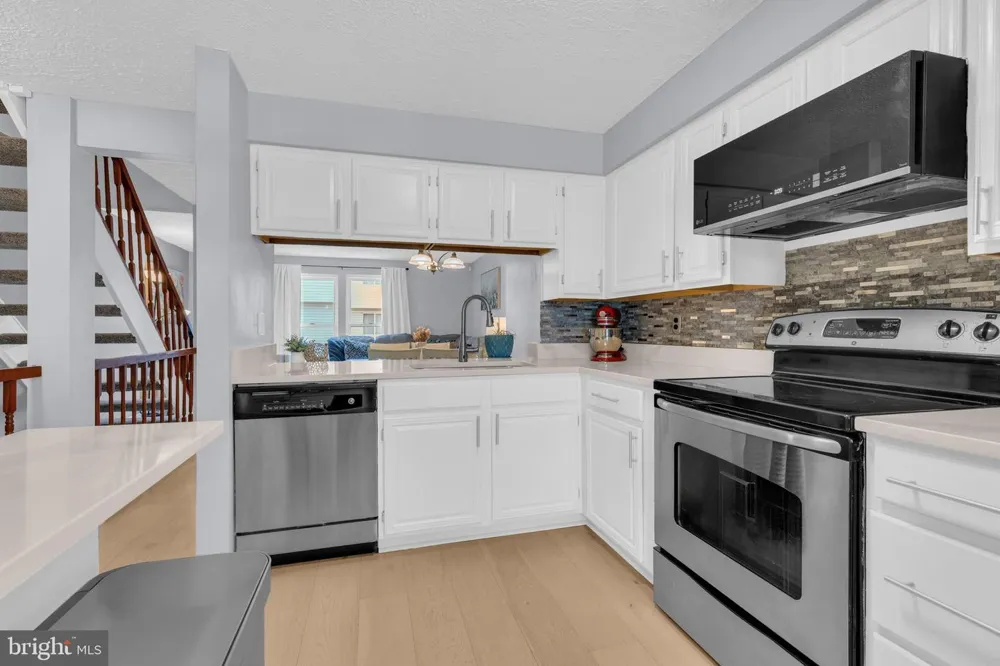 8544 BLUE ROCK LANE Lorton, VA 22079
