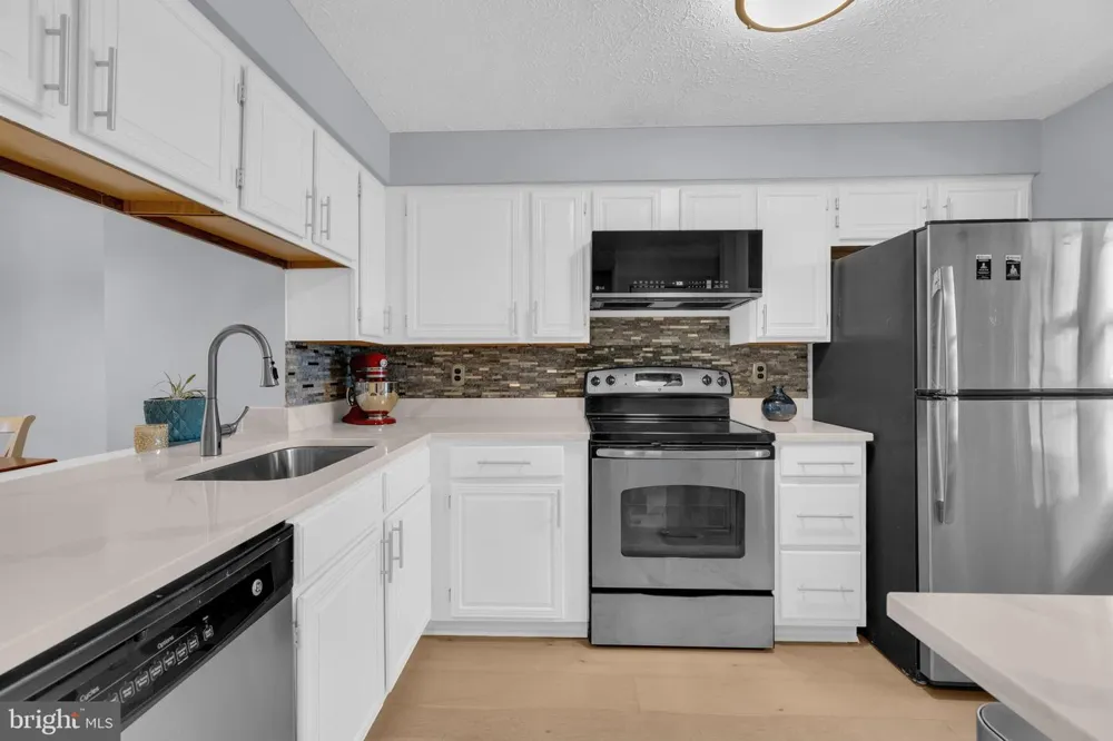 8544 BLUE ROCK LANE Lorton, VA 22079