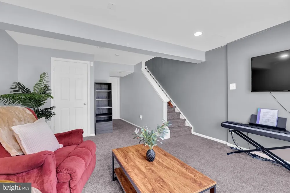 8544 BLUE ROCK LANE Lorton, VA 22079