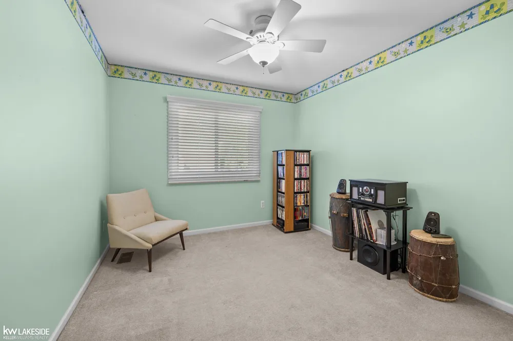21225 Parkstone Drive Macomb Township, MI 48044
