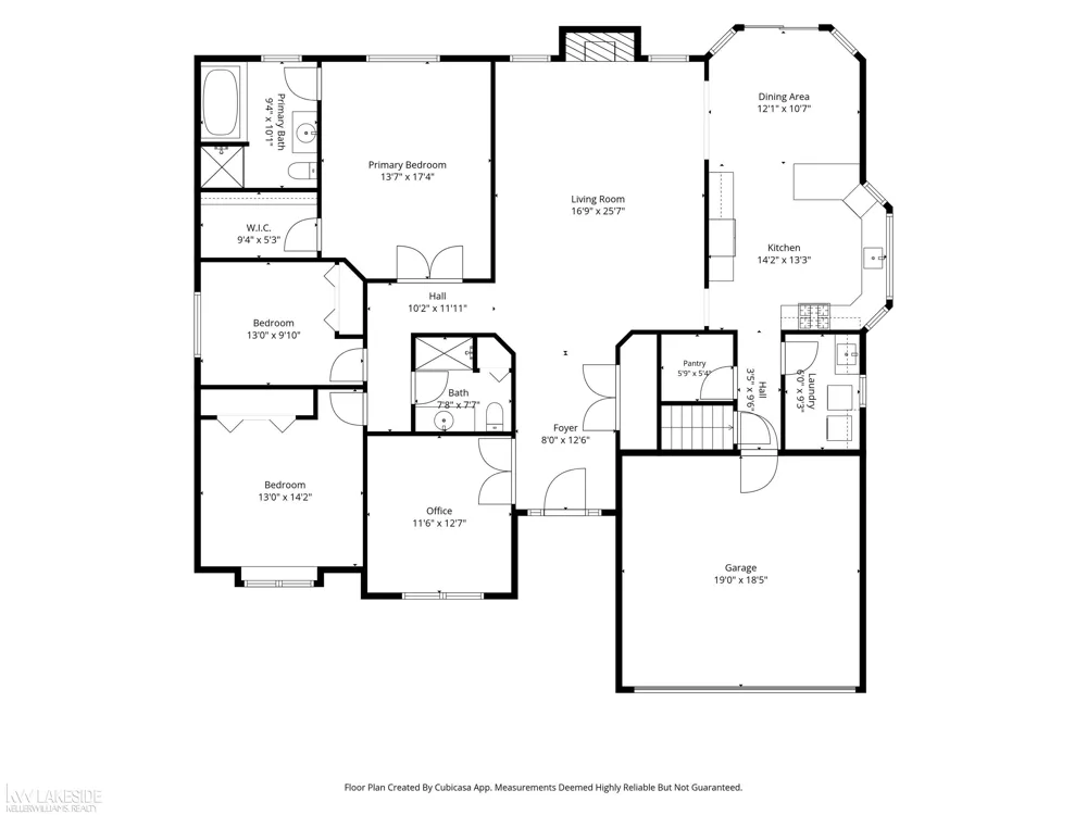 21225 Parkstone Drive Macomb Township, MI 48044