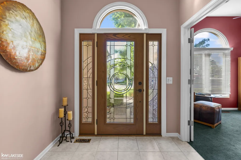 21225 Parkstone Drive Macomb Township, MI 48044