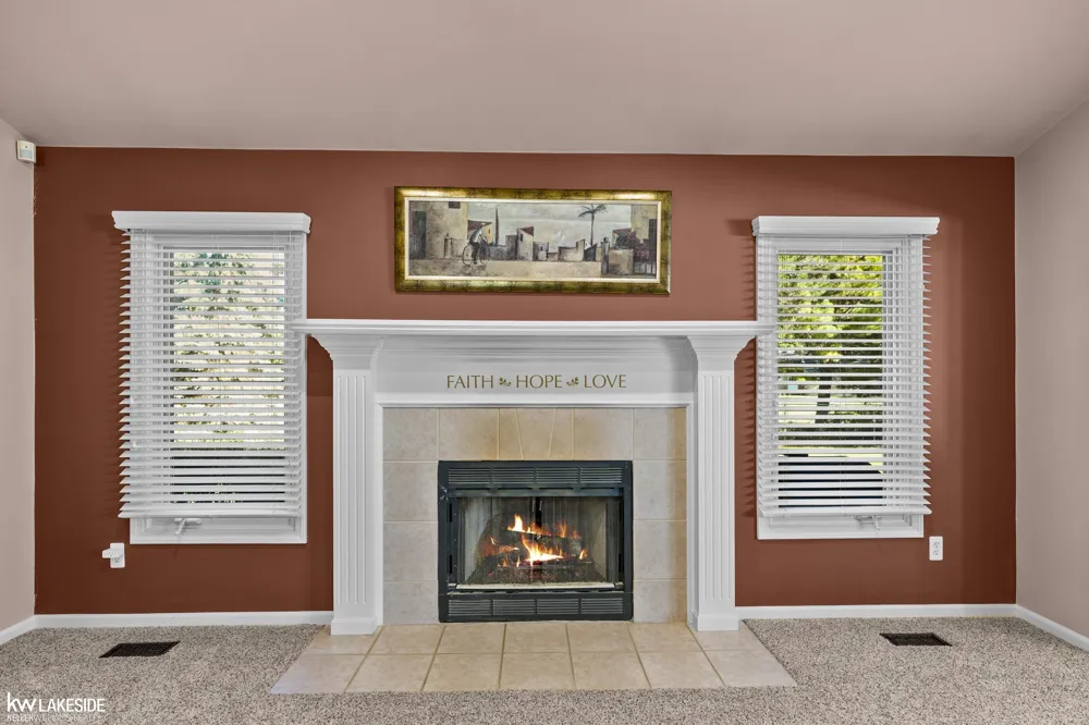 21225 Parkstone Drive Macomb Township, MI 48044