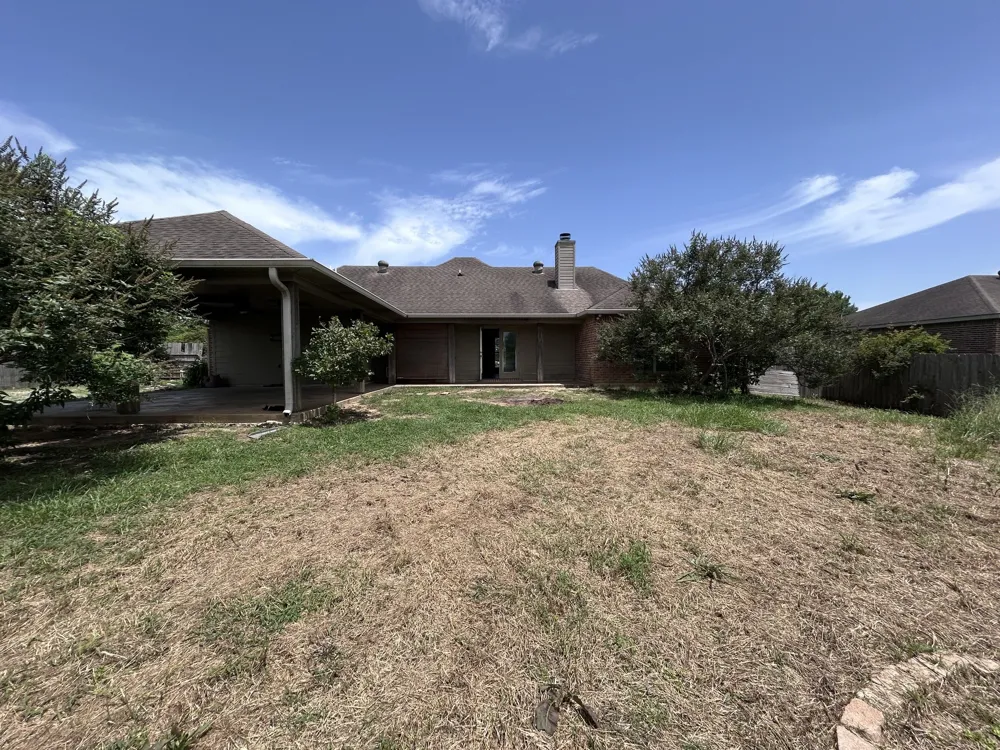 107 Clayton Lane Alexandria, LA 71303
