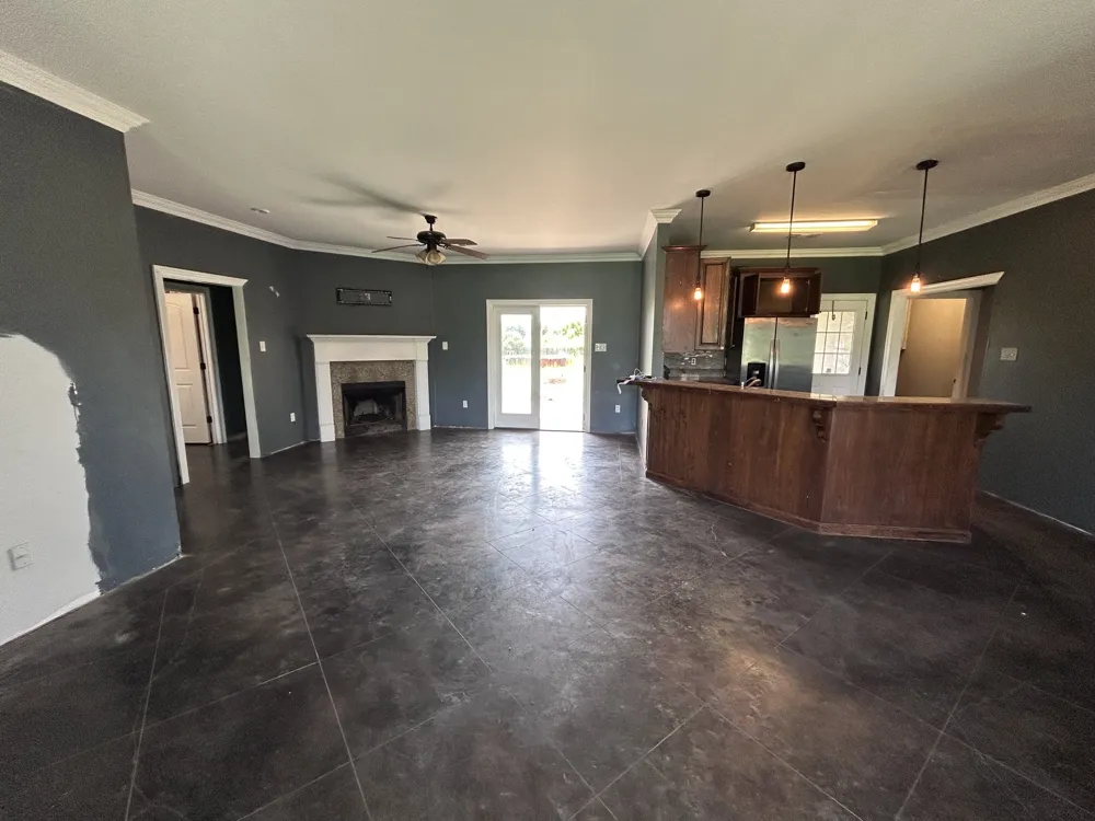 107 Clayton Lane Alexandria, LA 71303