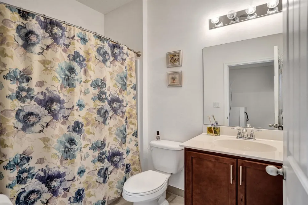 612 SW 3RD AVENUE Pompano Beach, FL 33060