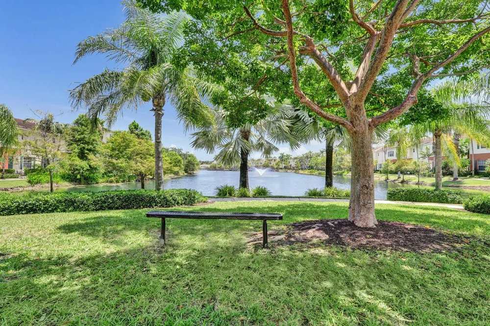 612 SW 3RD AVENUE Pompano Beach, FL 33060
