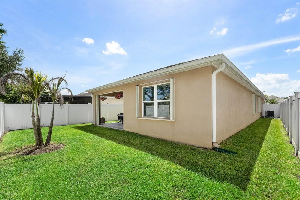 11260 SW HADLEY STREET Port St. Lucie, FL 34987