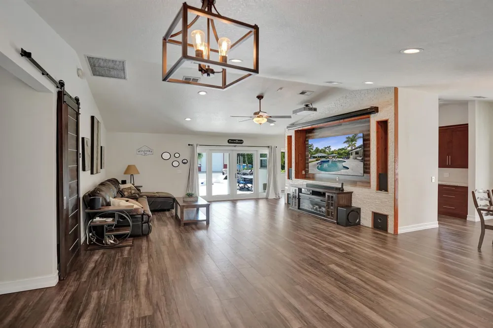 6146 NW 66TH AVENUE Parkland, FL 33067