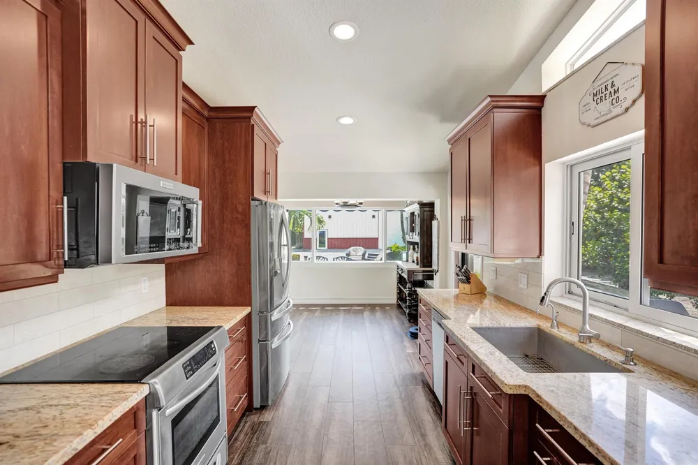 6146 NW 66TH AVENUE Parkland, FL 33067