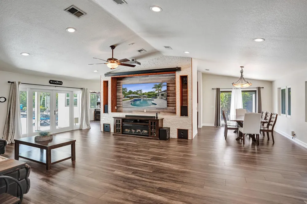 6146 NW 66TH AVENUE Parkland, FL 33067