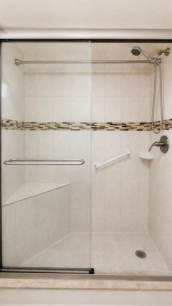 21 COLONIAL CLUB DRIVE #303 Boynton Beach, FL 33435