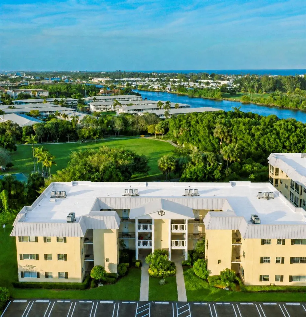 21 COLONIAL CLUB DRIVE #303 Boynton Beach, FL 33435