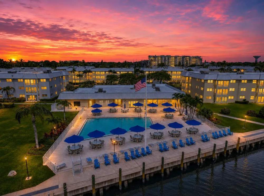 21 COLONIAL CLUB DRIVE #303 Boynton Beach, FL 33435