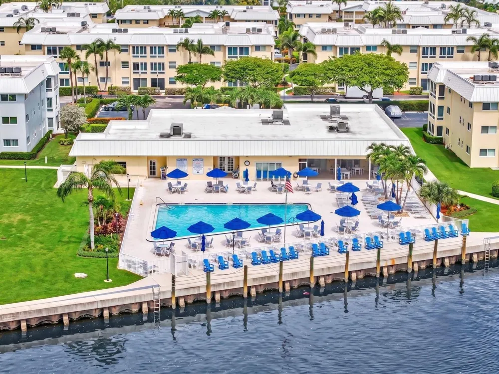 21 COLONIAL CLUB DRIVE #303 Boynton Beach, FL 33435