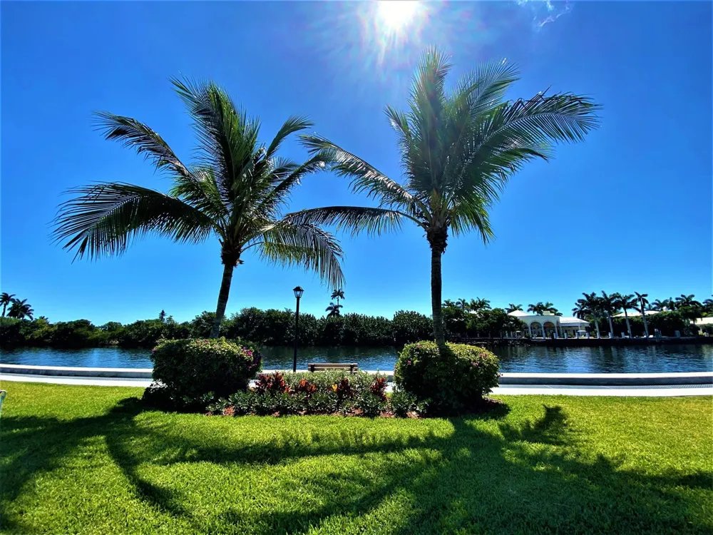21 COLONIAL CLUB DRIVE #303 Boynton Beach, FL 33435