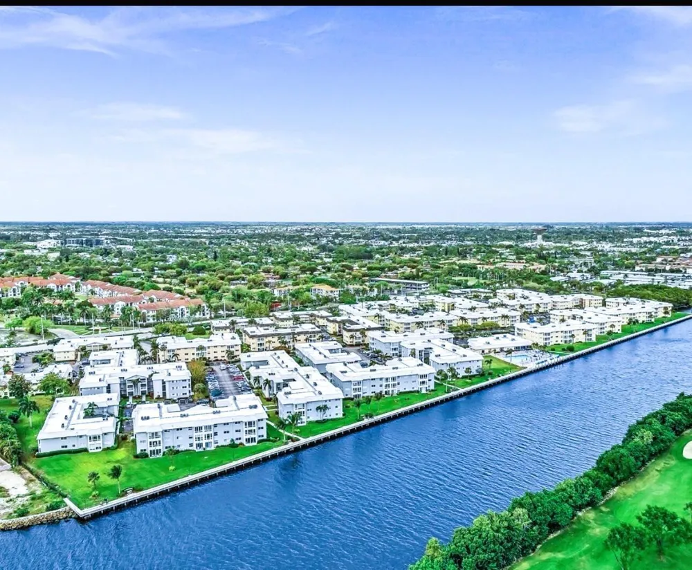 21 COLONIAL CLUB DRIVE #303 Boynton Beach, FL 33435