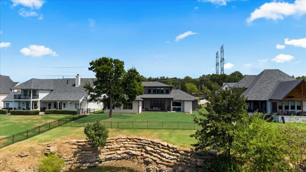 12910 S 28th Place Bixby, OK 74008