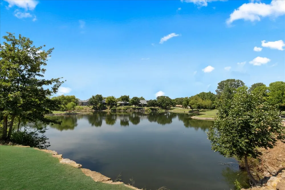 12910 S 28th Place Bixby, OK 74008