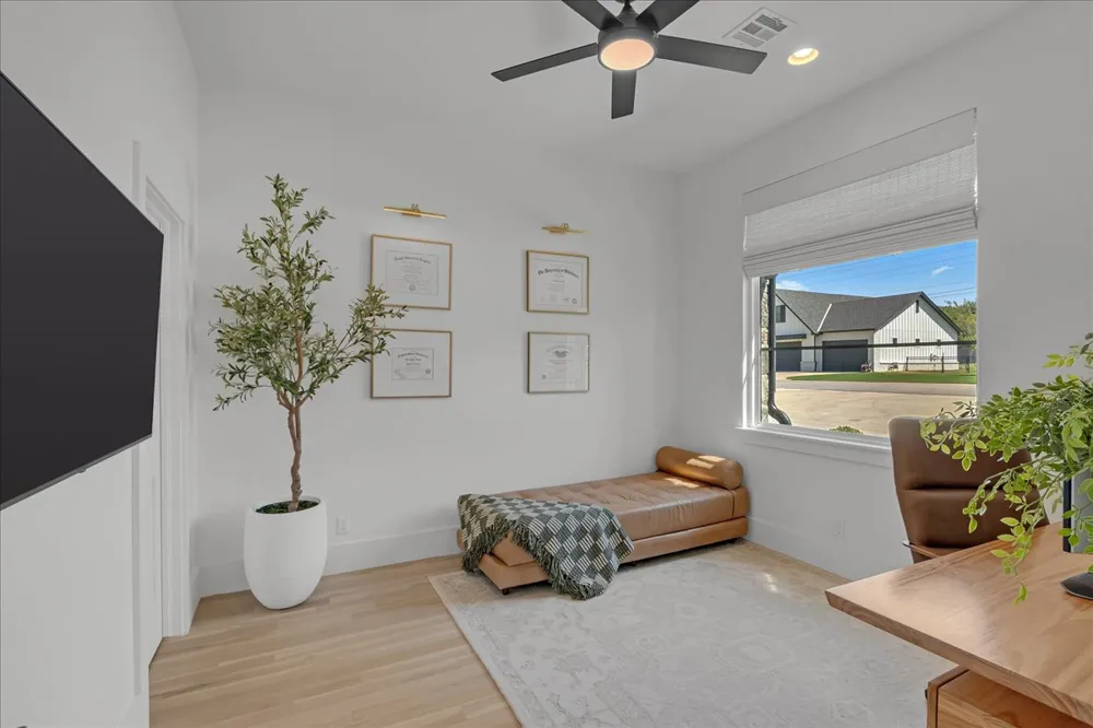 12910 S 28th Place Bixby, OK 74008