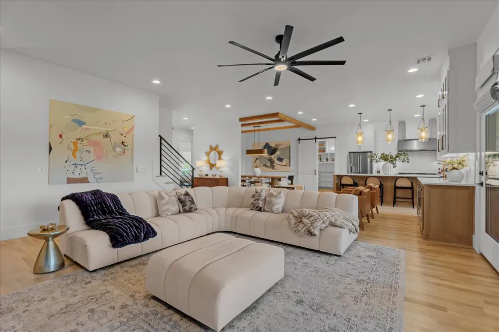 12910 S 28th Place Bixby, OK 74008