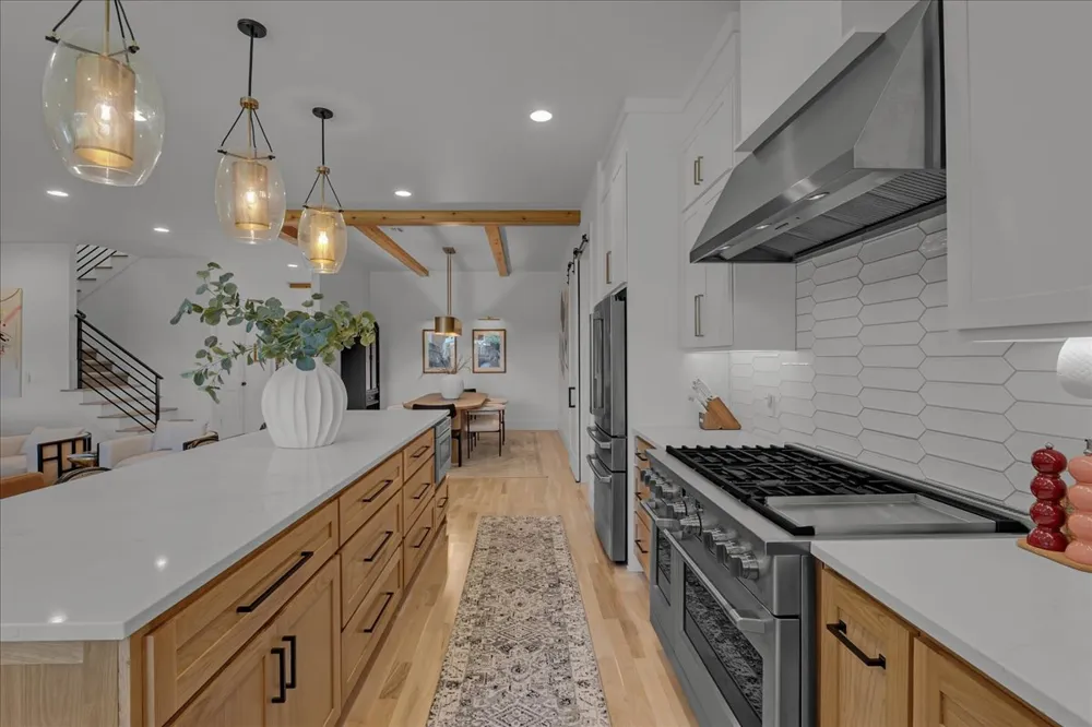 12910 S 28th Place Bixby, OK 74008