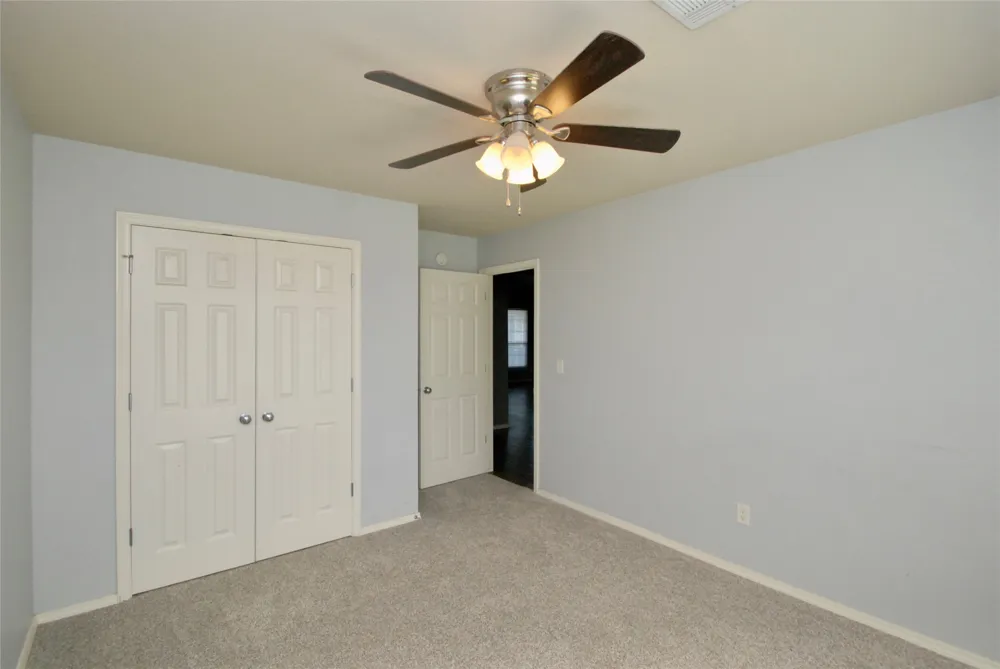 4944 S 204 AVENUE E Broken Arrow, OK 74014