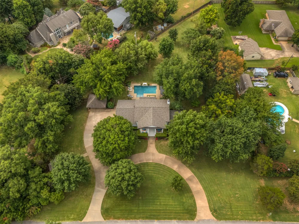 8242 E 114th Street Bixby, OK 74008