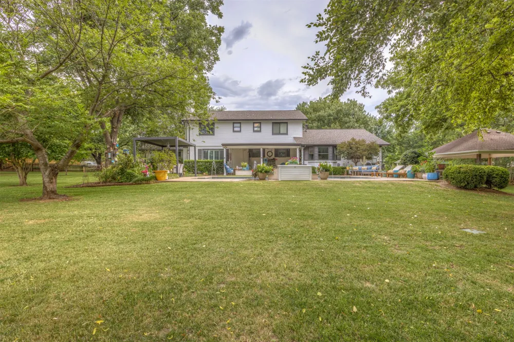 8242 E 114th Street Bixby, OK 74008