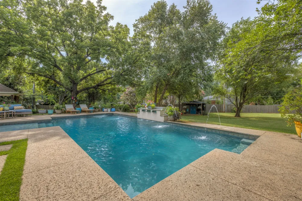 8242 E 114th Street Bixby, OK 74008