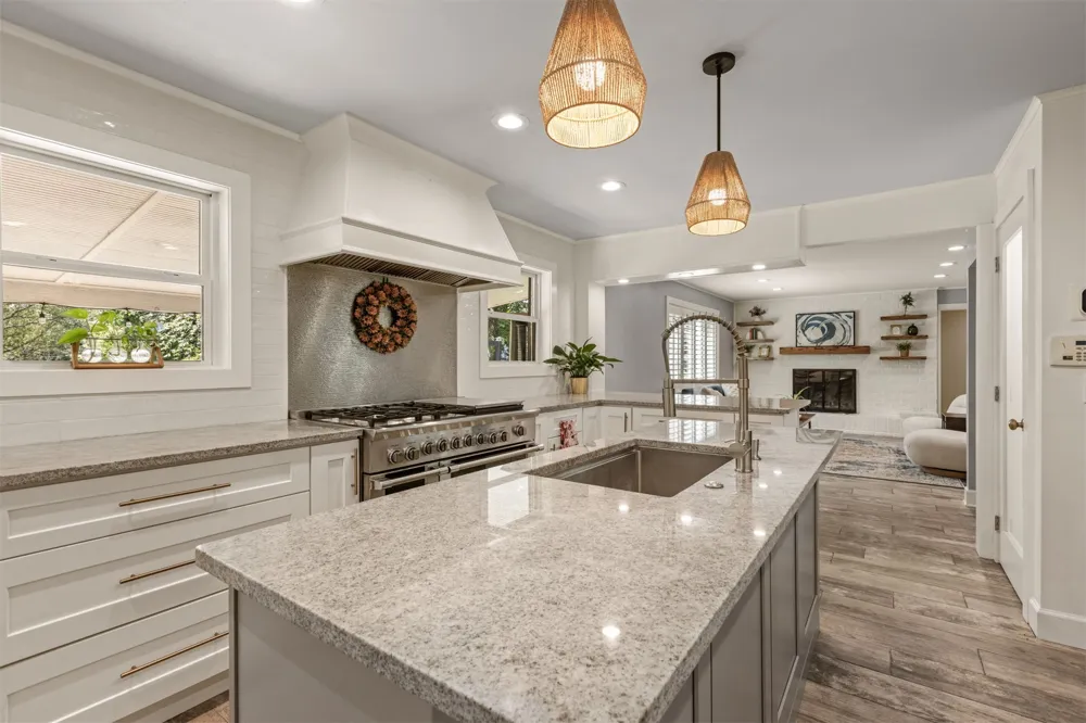 8242 E 114th Street Bixby, OK 74008