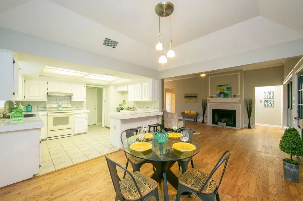 13102 Villa Park Drive Austin, TX 78729
