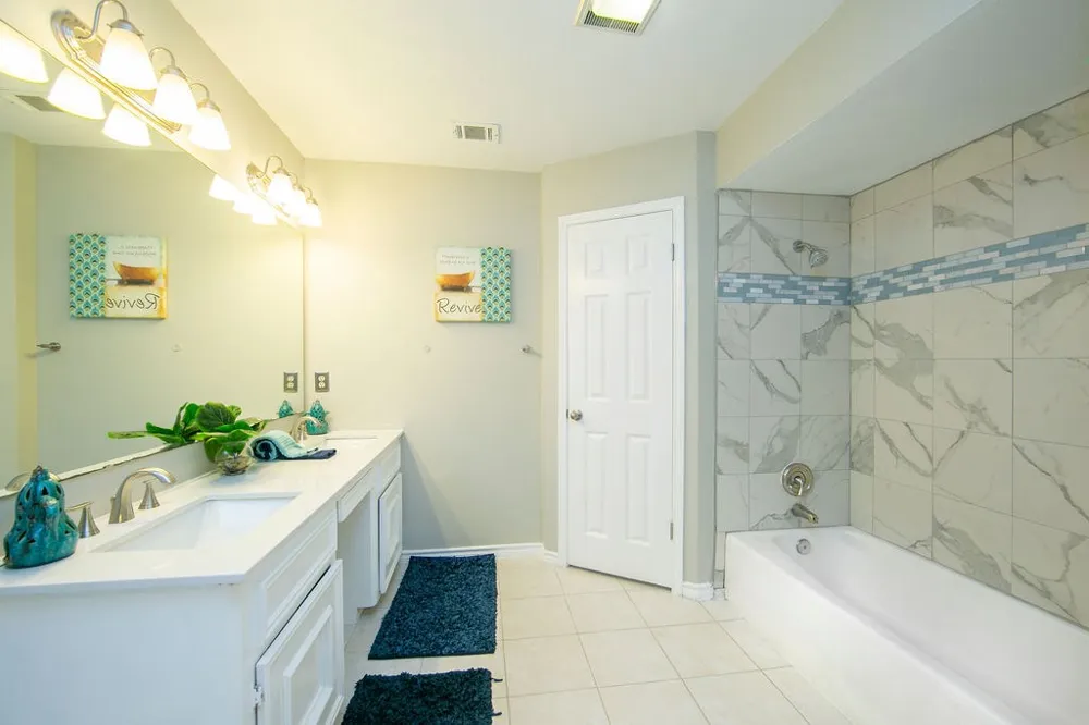 13102 Villa Park Drive Austin, TX 78729