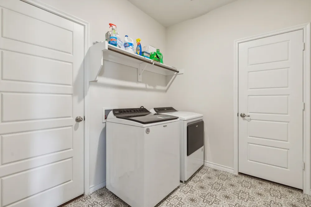 6518 Tudor Place Celina, TX 76227