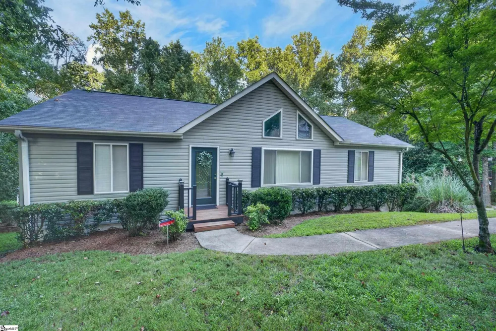 1509 Winding Way Taylors, SC 29687