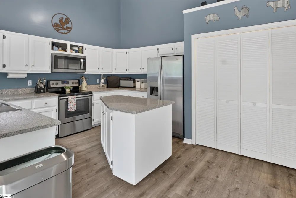 1509 Winding Way Taylors, SC 29687