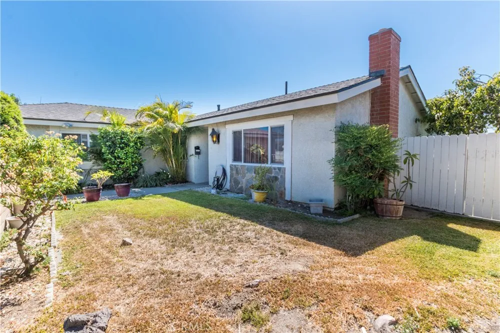 8341 San Simeon Circle Buena Park, CA 90620
